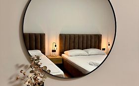 Lidia Apartments Sarande