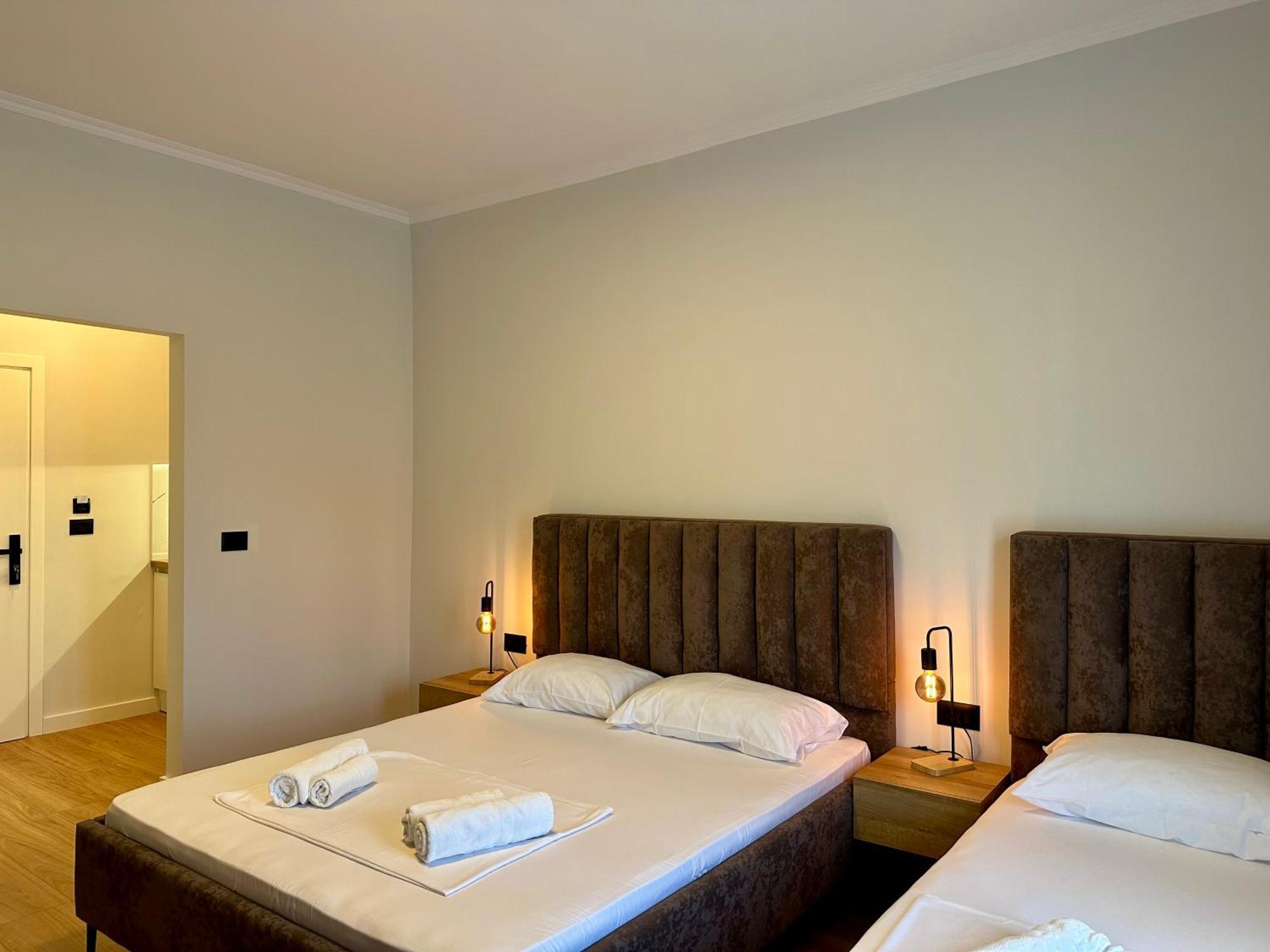 Lidia Apartments Sarandë Esterno foto