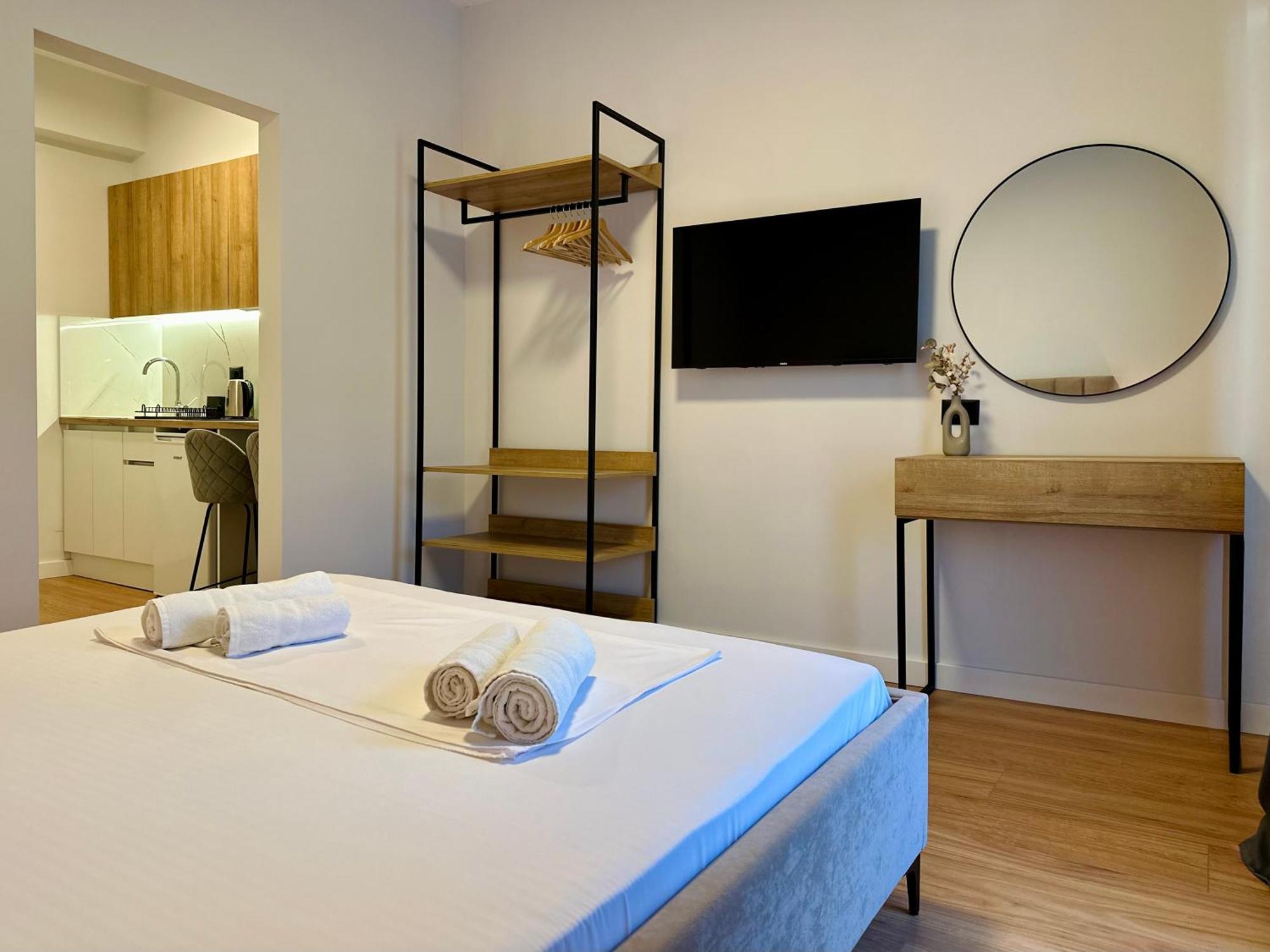 Lidia Apartments Sarandë Esterno foto