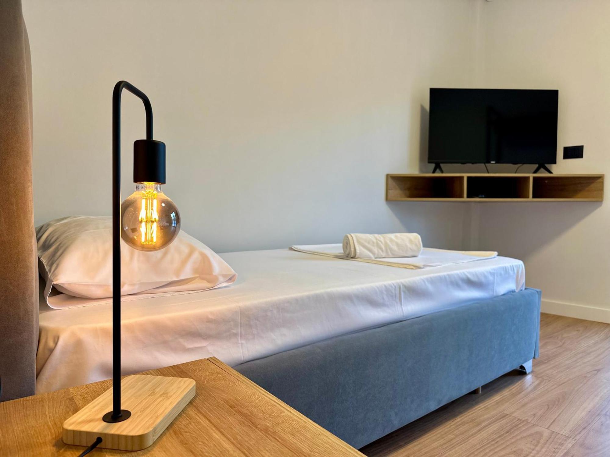Lidia Apartments Sarandë Esterno foto